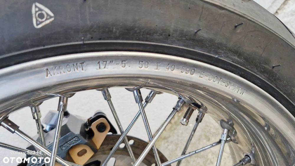 Kawasaki Zephyr - 16