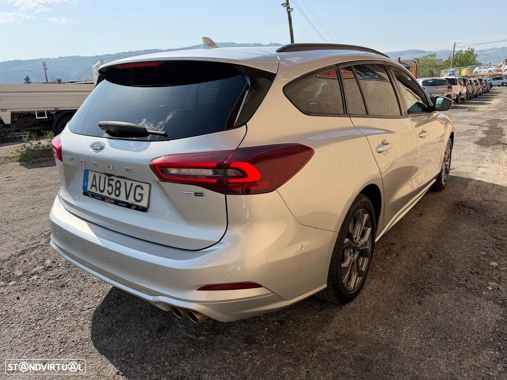 Ford Focus SW 1.0 EcoBoost MHEV ST-Line X - 12