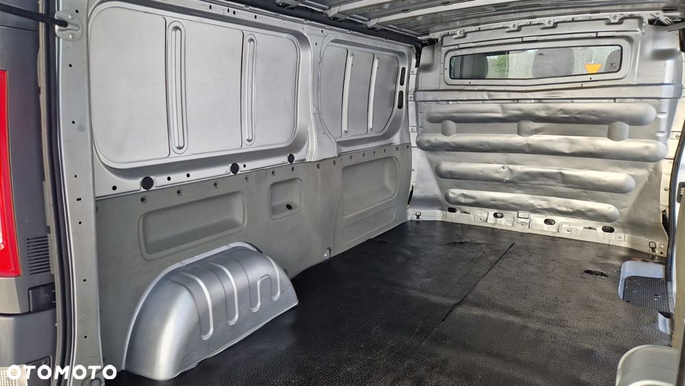 Renault TRAFIC L2H1 - 22