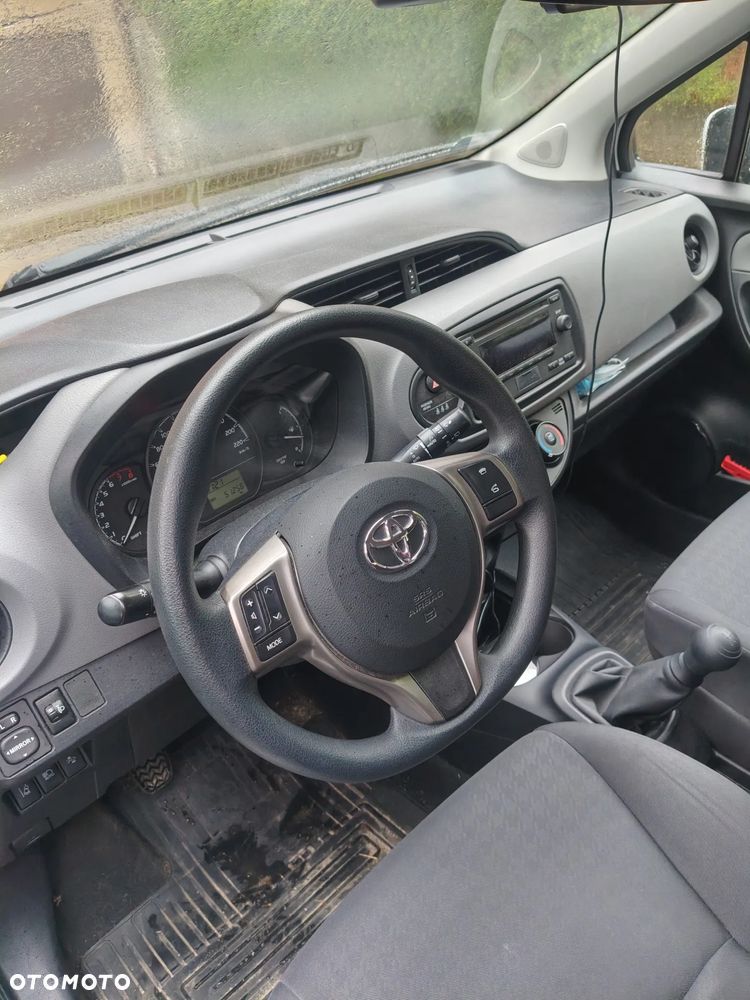 Toyota Yaris 1.0 Active - 4