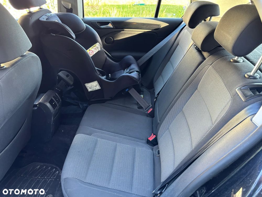 Volkswagen Golf 1.6 TDI Comfortline - 10