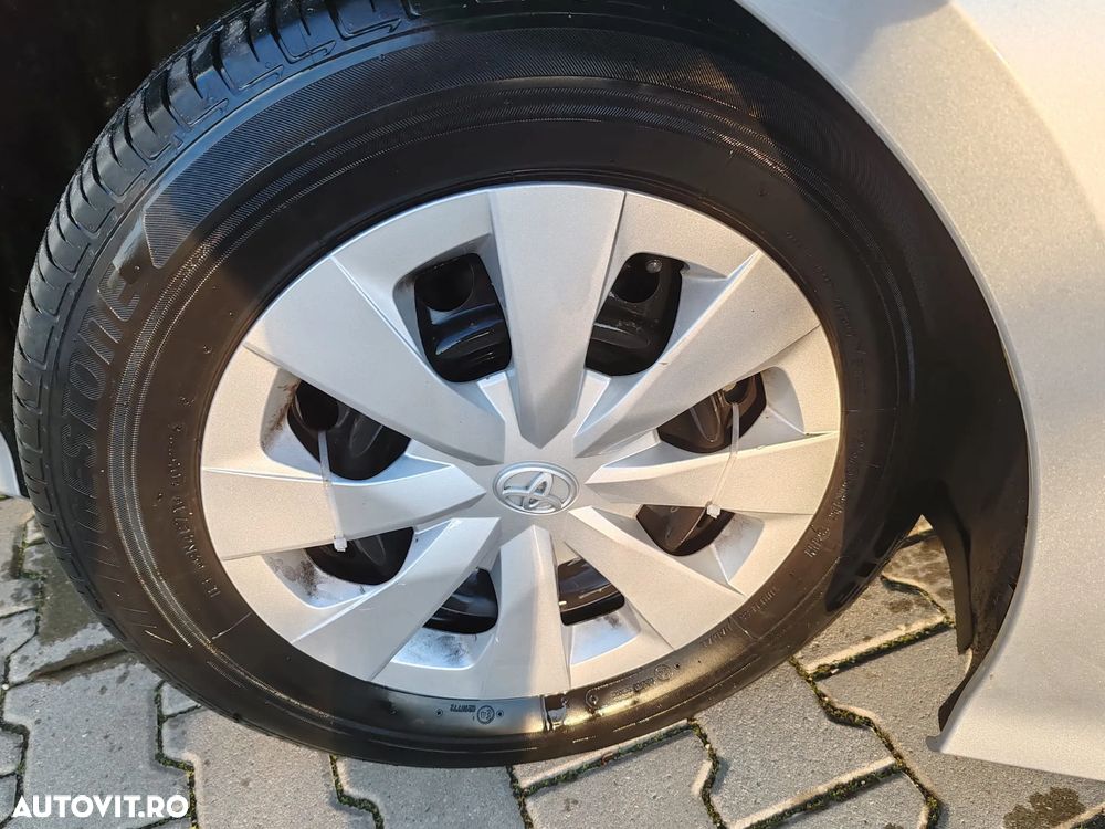 Toyota Corolla 1.8 HSD Business - 16
