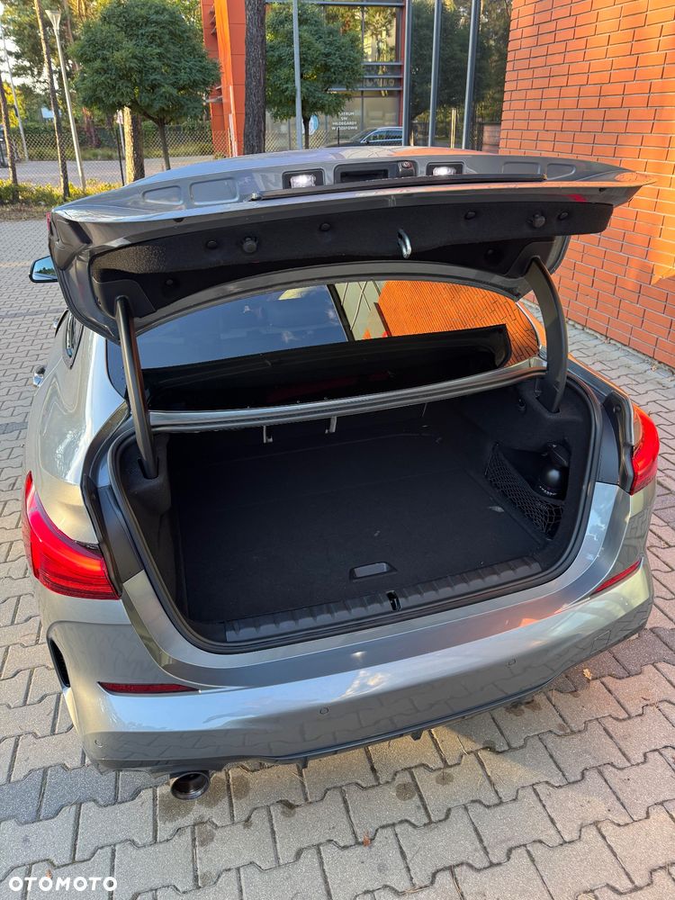 BMW Seria 2 218i - 13