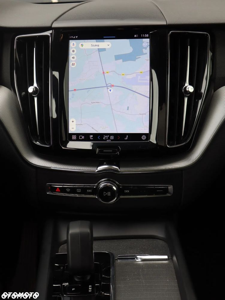 Volvo XC 60 B4 D AWD Plus Bright - 14