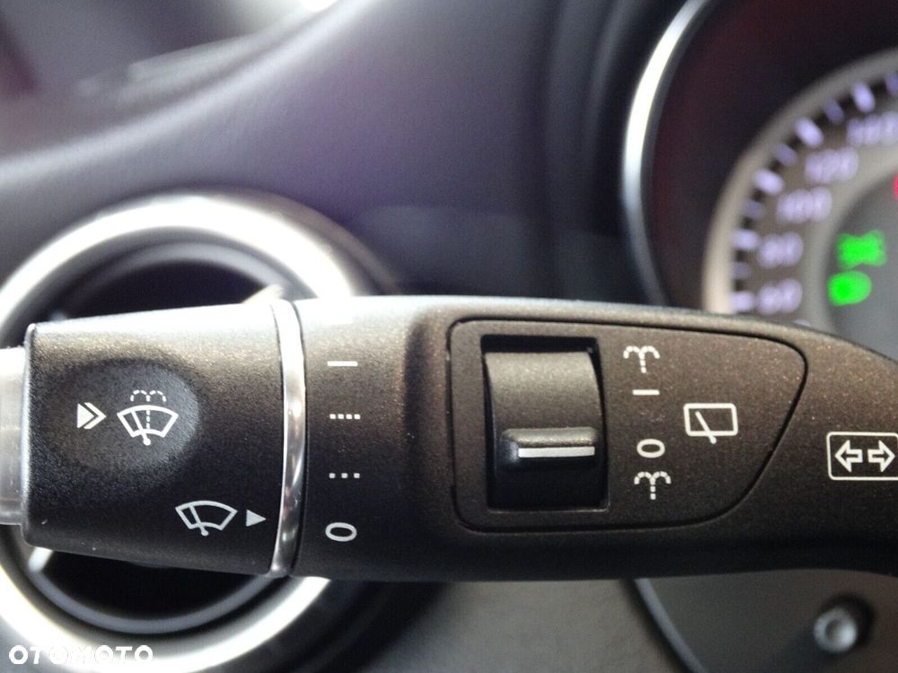 Mercedes-Benz CLA - 15