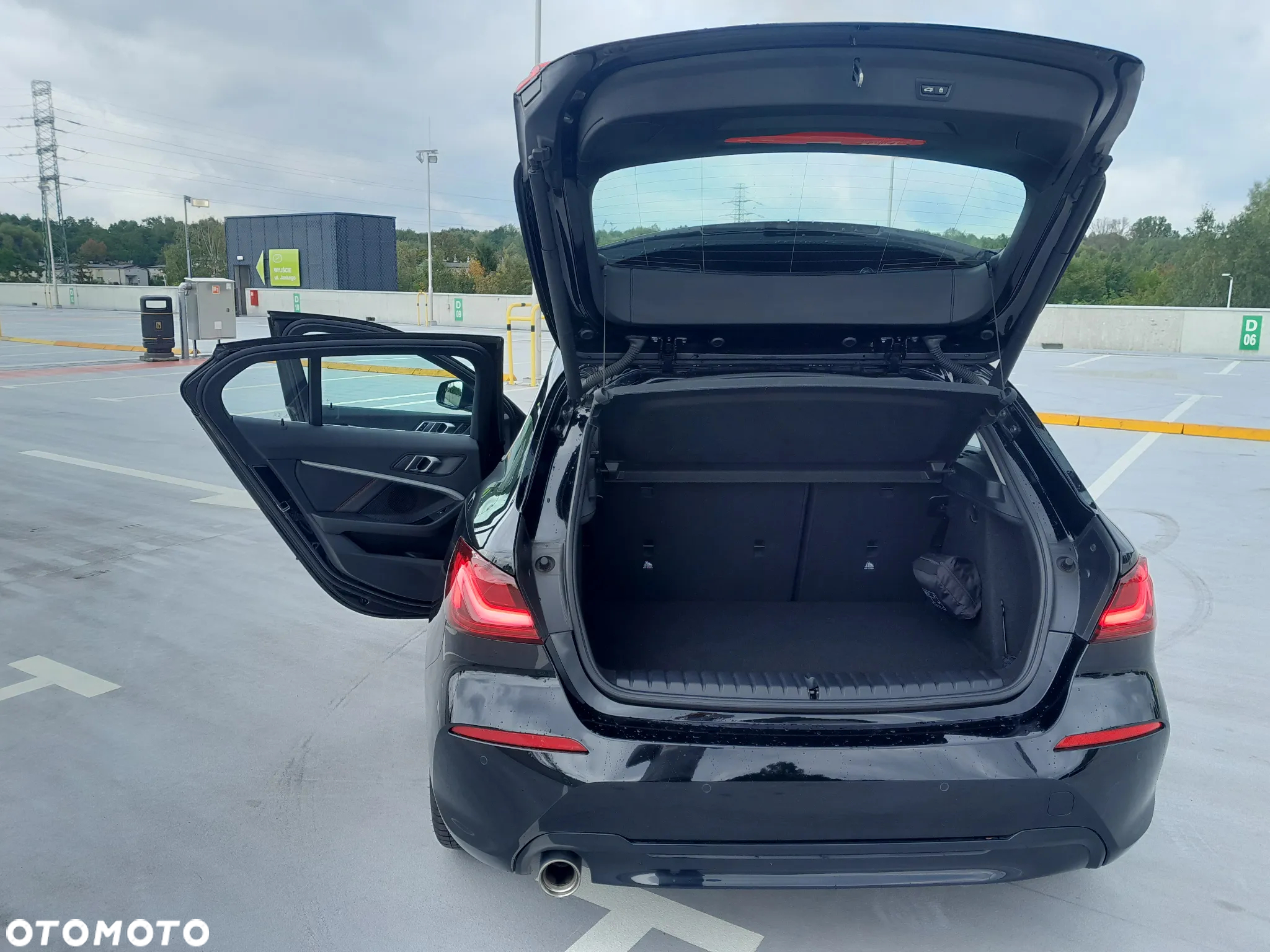 BMW Seria 1 118i Sport Line - 34