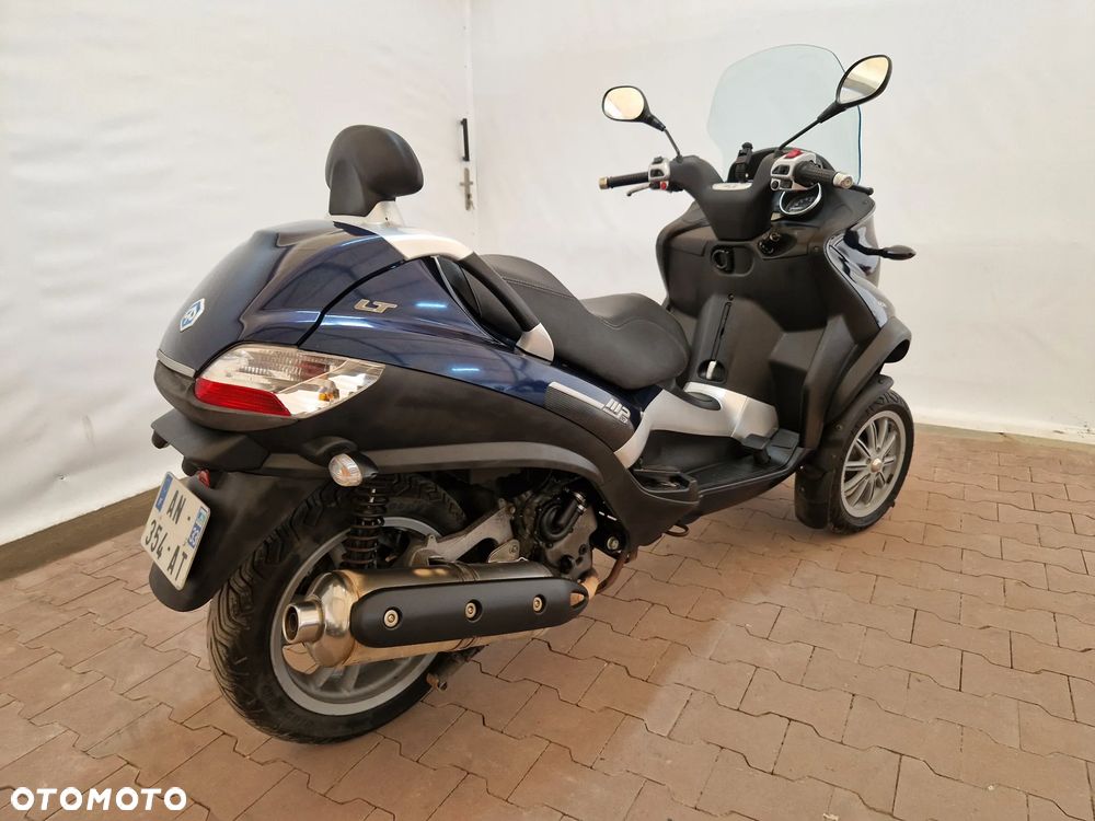 Piaggio MP-3 - 7
