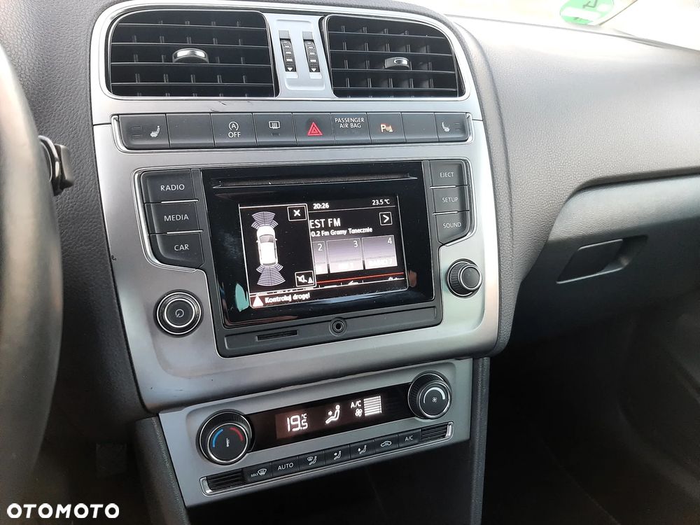 Volkswagen Golf - 17