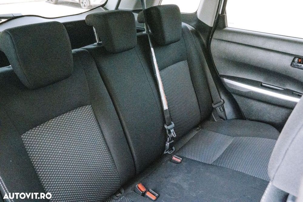 Suzuki Vitara - 15