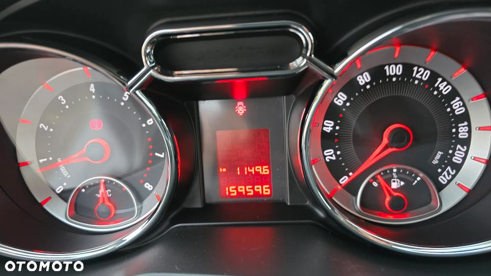 Opel Adam 1.2 White Link - 30