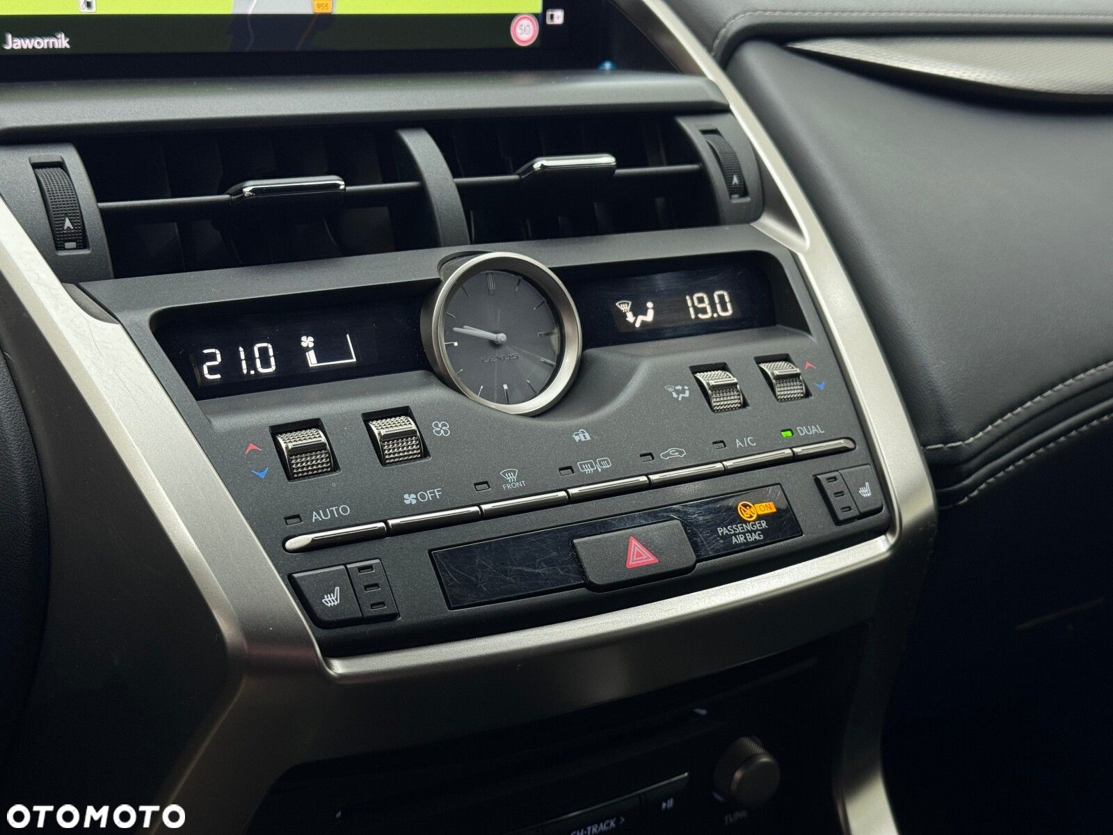 Lexus NX - 27