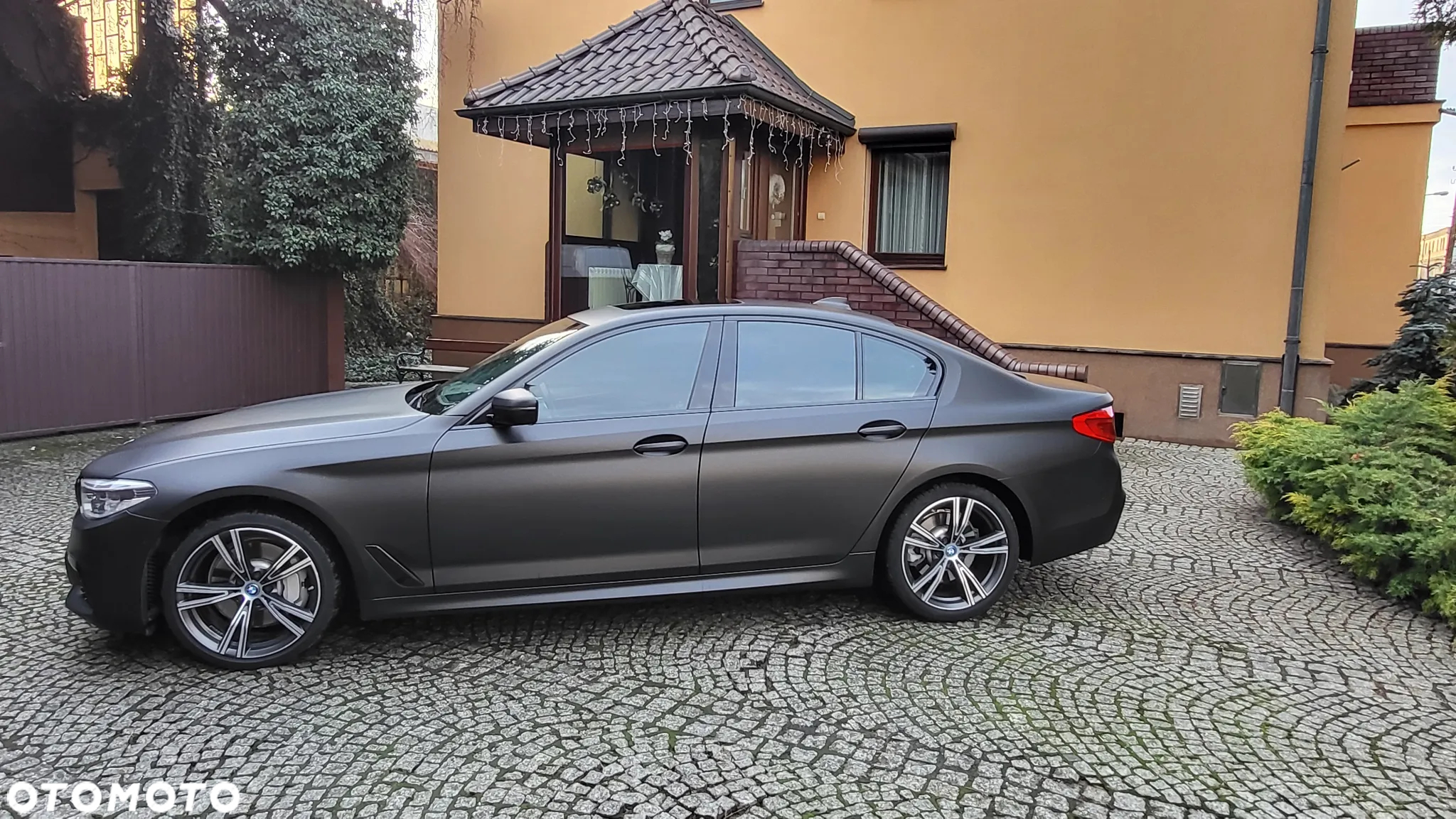 BMW Seria 5 530i xDrive - 4