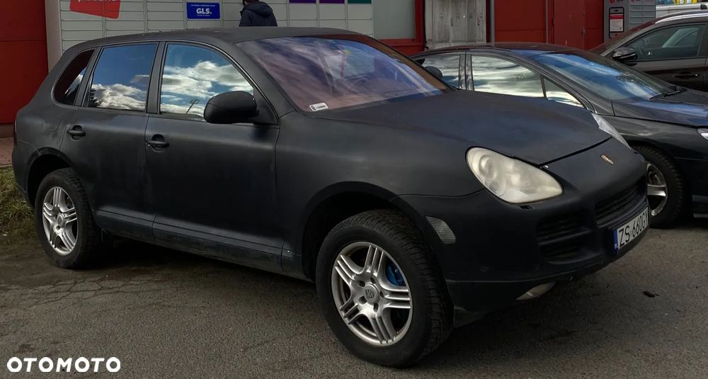 Porsche Cayenne - 4
