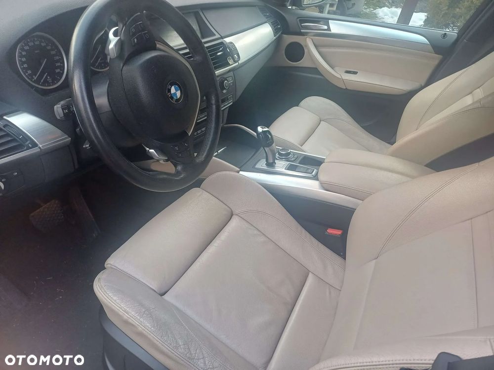 BMW X6 xDrive40d - 4