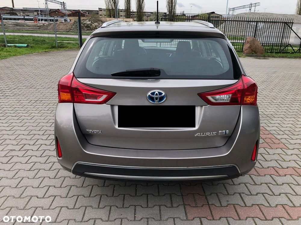 Toyota Auris - 5