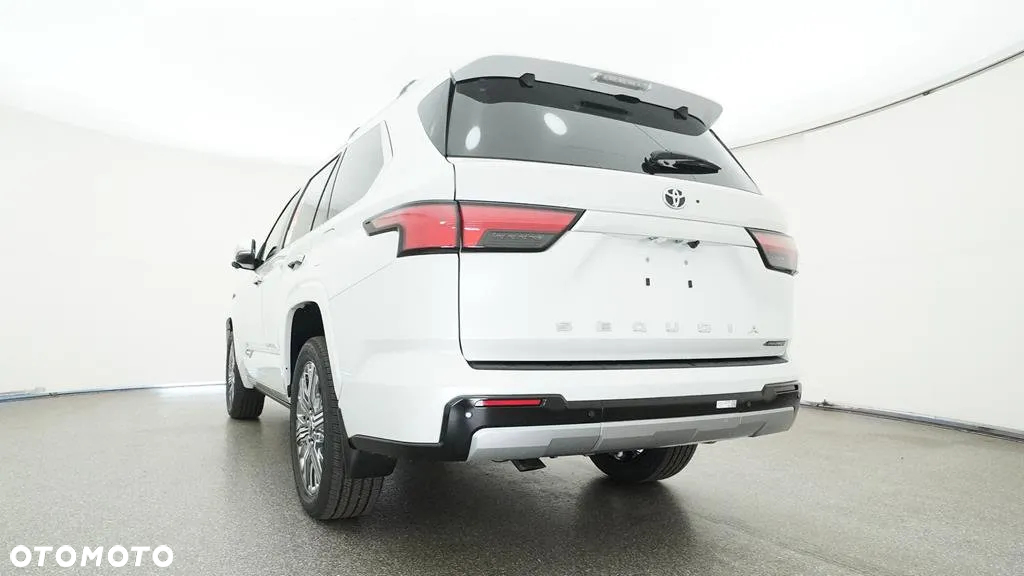 Toyota Sequoia - 22
