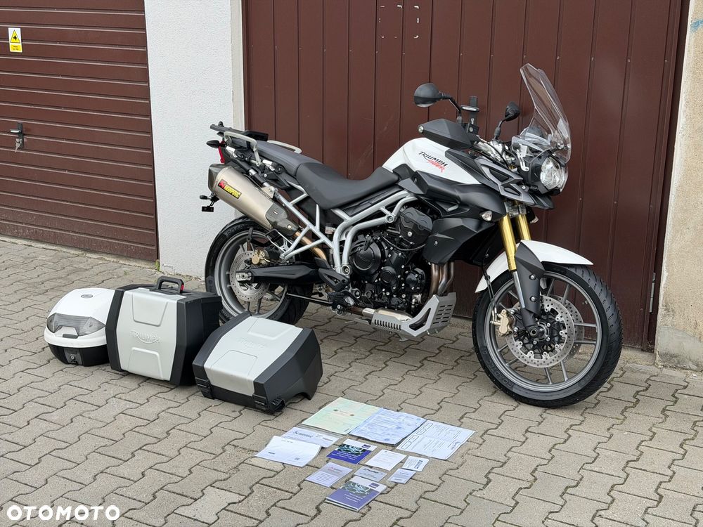 Triumph Tiger - 1