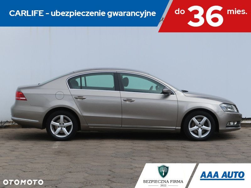 Volkswagen Passat Variant - 8