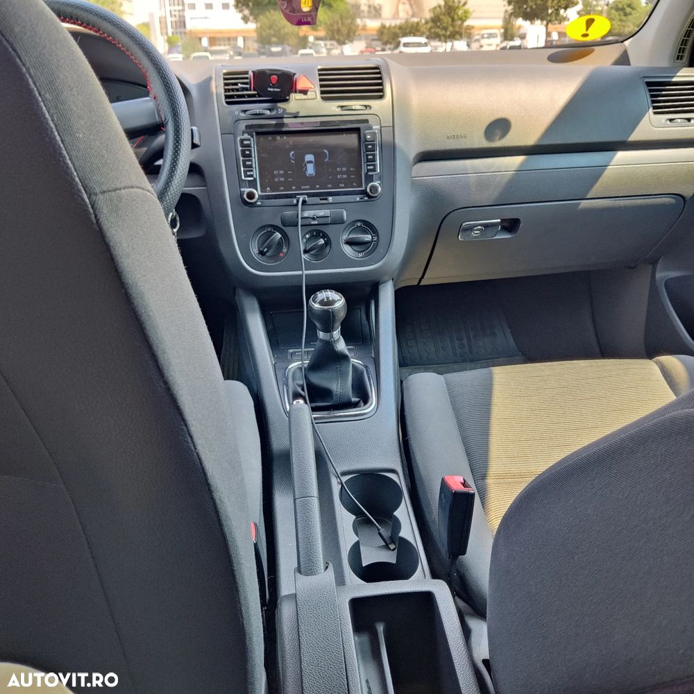 VOLKSWAGEN Golf 2005 — imagine 13