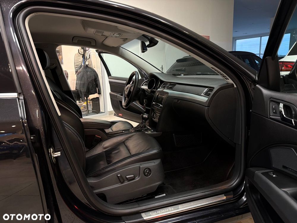 Skoda Superb - 34