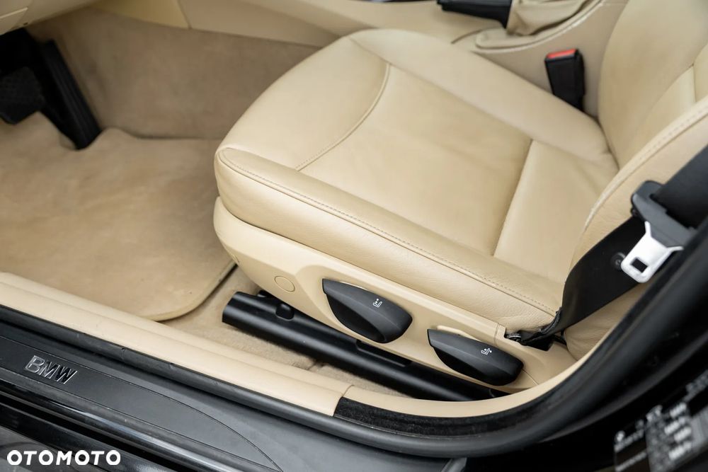 BMW Seria 3 320i Edition Lifestyle - 18