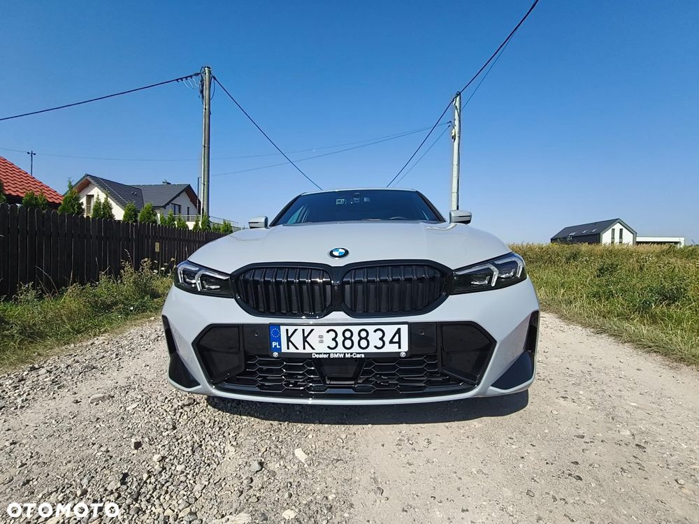 BMW Seria 3 330i xDrive M Sport - 29