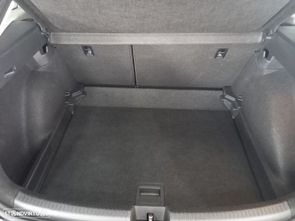 VW Taigo 1.0 TSI Urban - 20