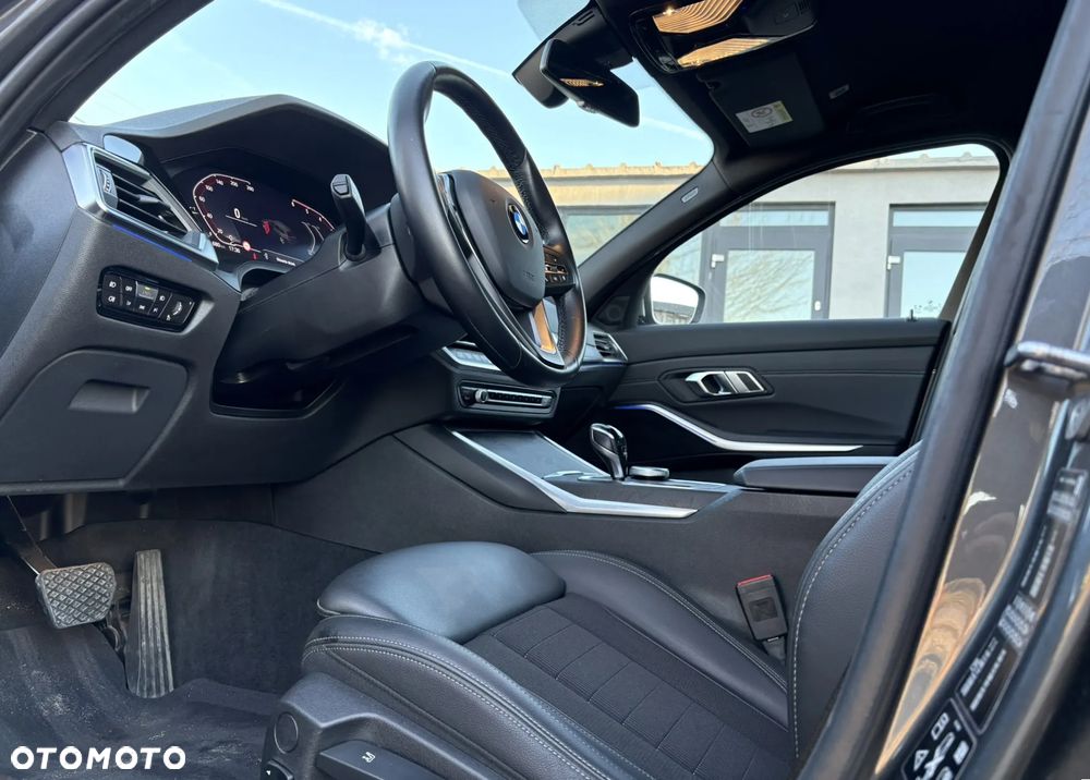 BMW Seria 3 320d xDrive Advantage sport - 11