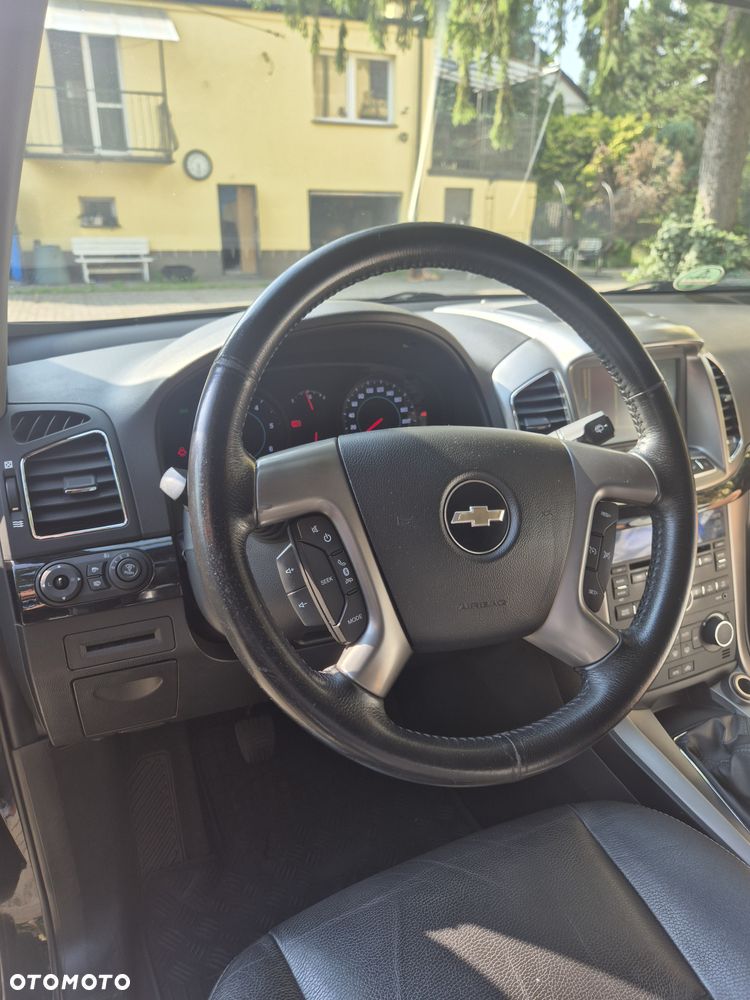 Chevrolet Captiva 2.2 d LTZ - 30