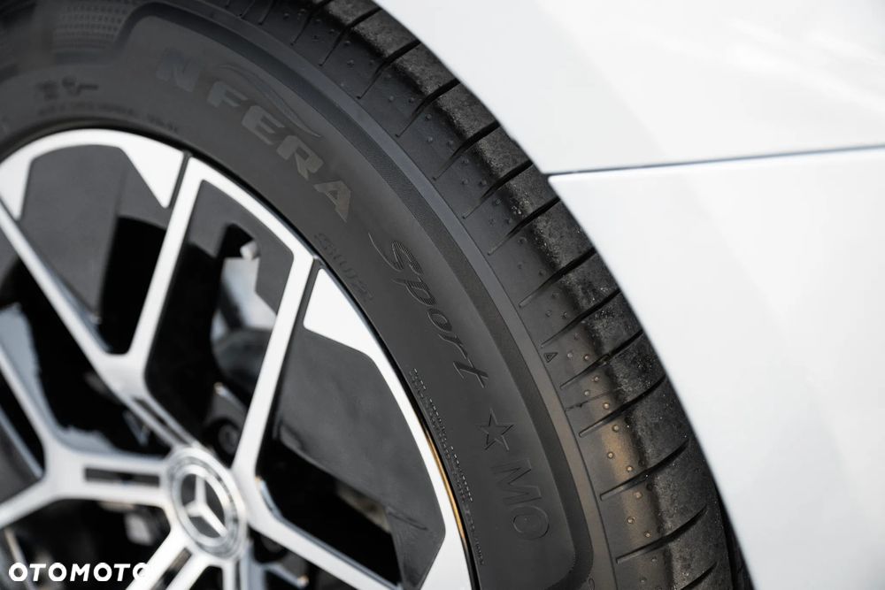 Mercedes-Benz Klasa E - 15