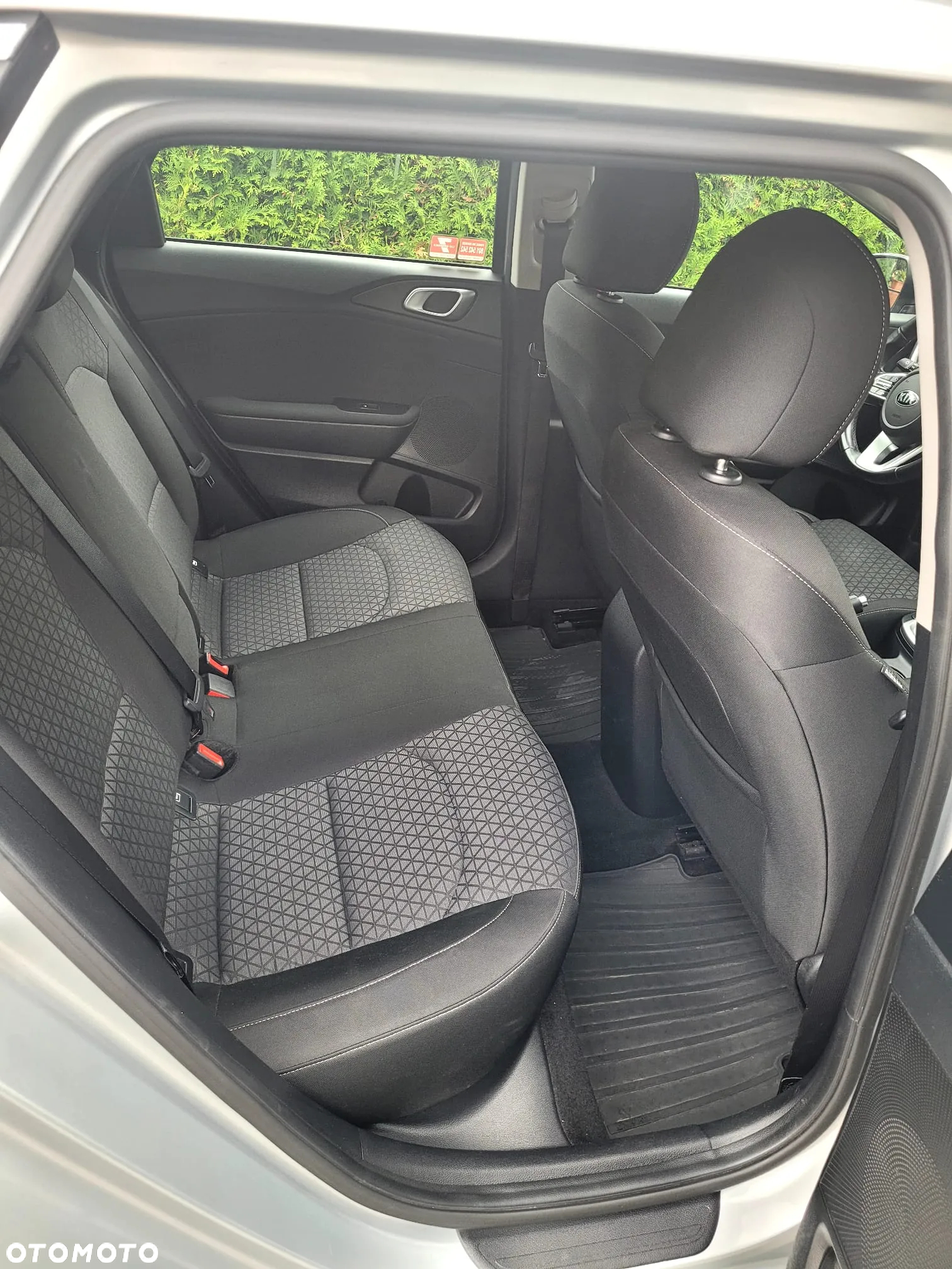 Kia Ceed 1.6 CRDi SCR L Business Line DCT - 10