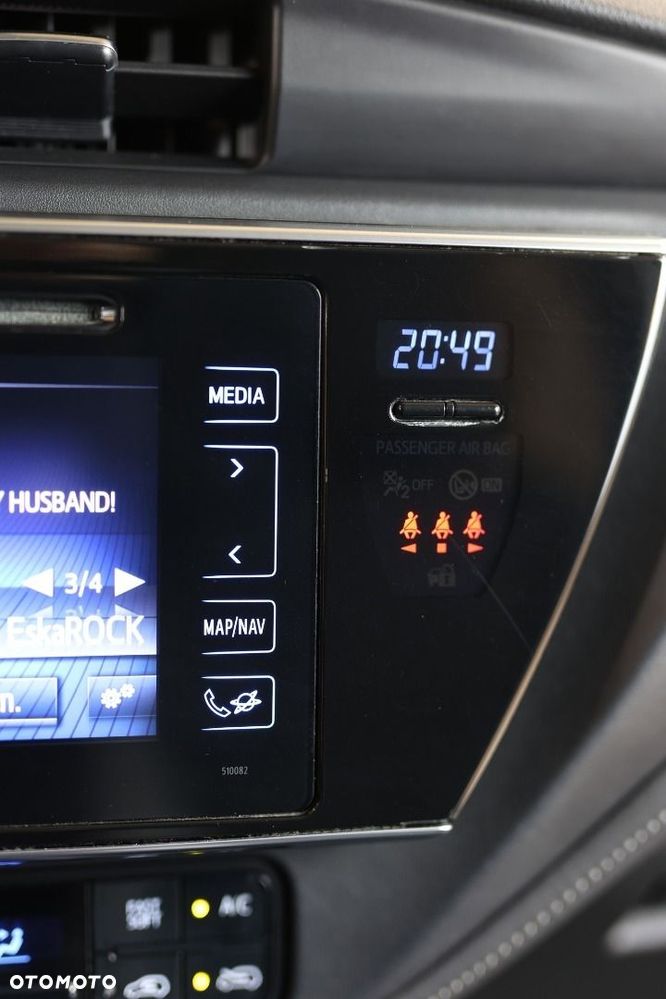 Toyota Auris - 36