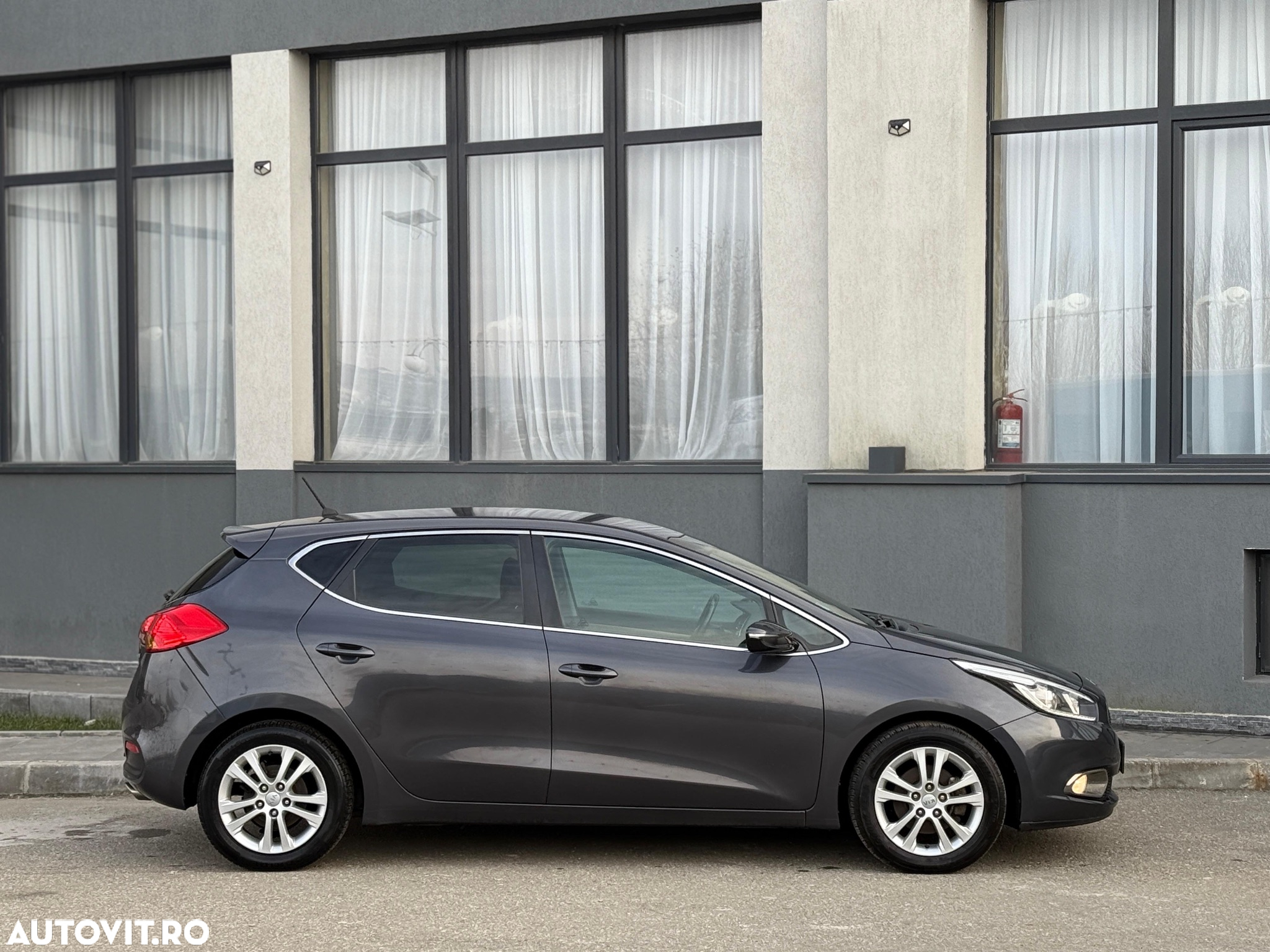 Kia Ceed - 3
