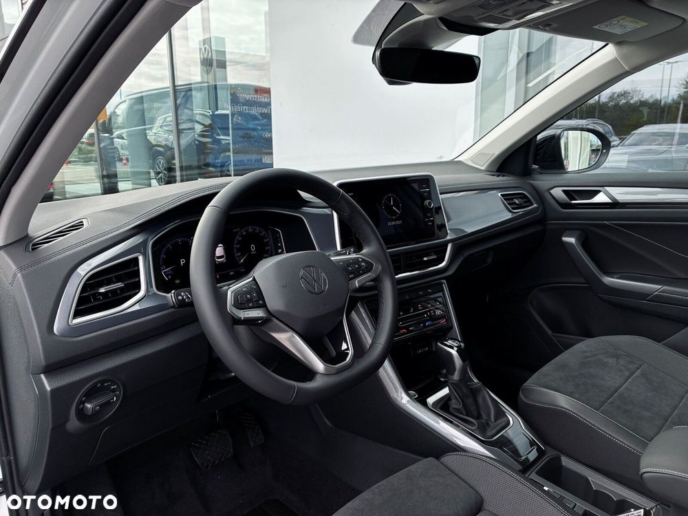 Volkswagen T-Roc - 5