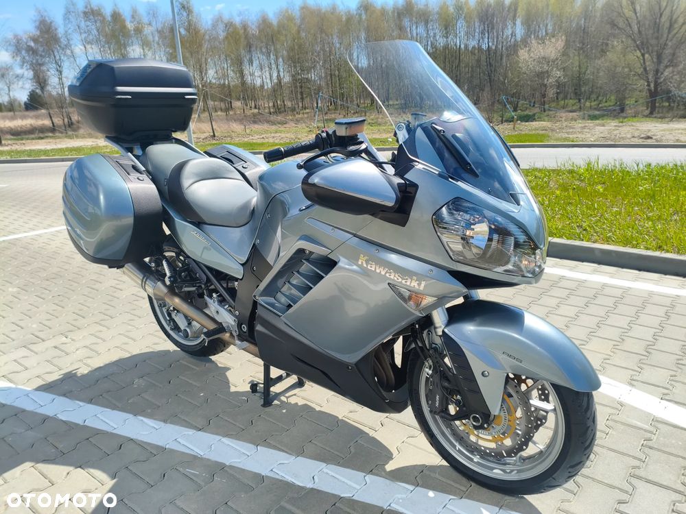 Kawasaki GTR - 2