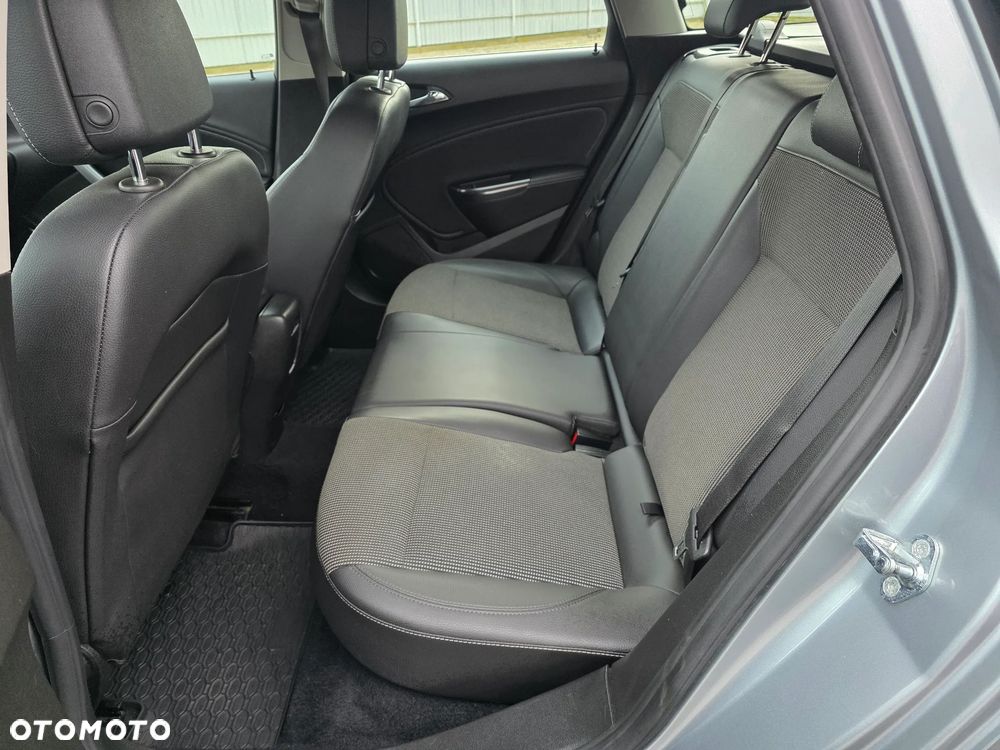 Opel Astra 1.4 Turbo Active - 23