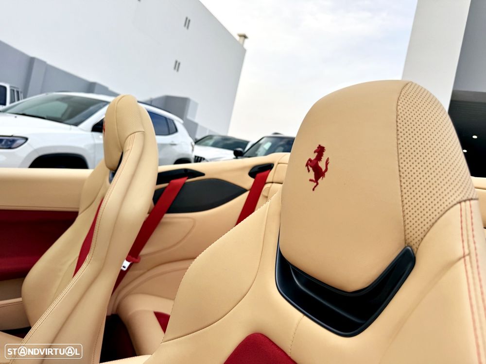 Ferrari Portofino 3.9 Twin-Turbo V8 - 27