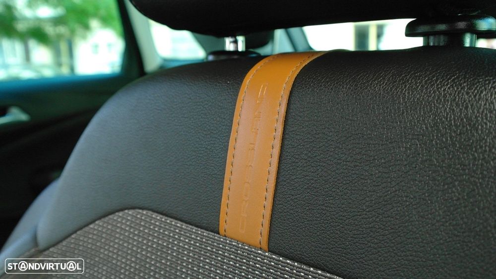 Opel Crossland X 1.2 T Innovation - 29