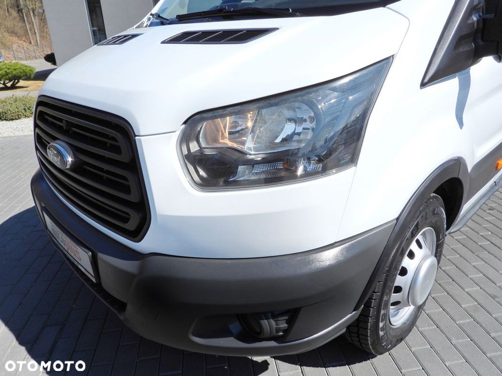 Ford TRANSIT WYWROTKA TROJSTRONNA PODWÓJNA KABINA DOKA 7 MIEJSC TEMPOMAT BLIŹNIACZE KOŁA KLIMATYZACJA  130KM - 21