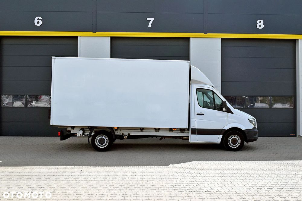 Mercedes-Benz Sprinter 319 - 4