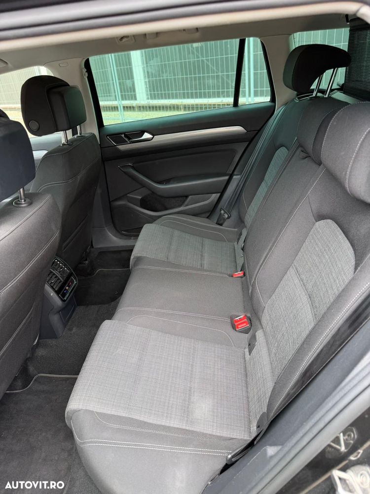 Volkswagen Passat - 8