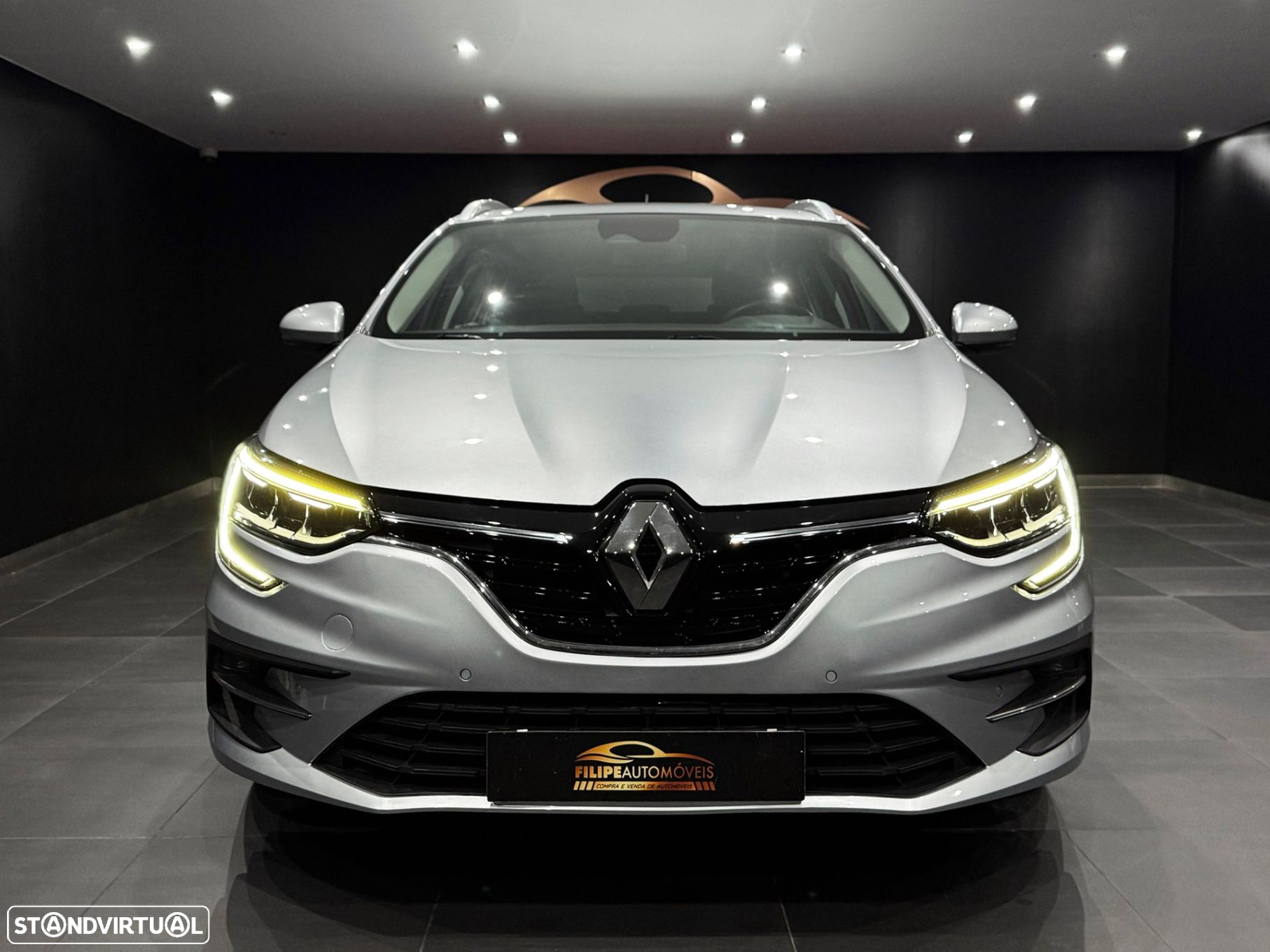Renault Mégane Sport Tourer 1.6 E-Tech Plug-In Zen - 2