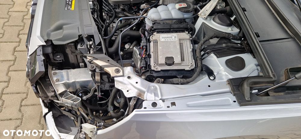 Audi A4 Avant 35 TDI S tronic - 31