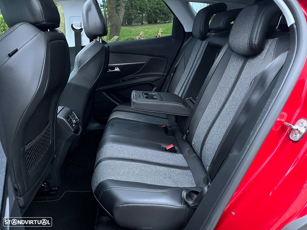 Peugeot 3008 PureTech 130 Stop & Start GPF EAT8 Allure - 19