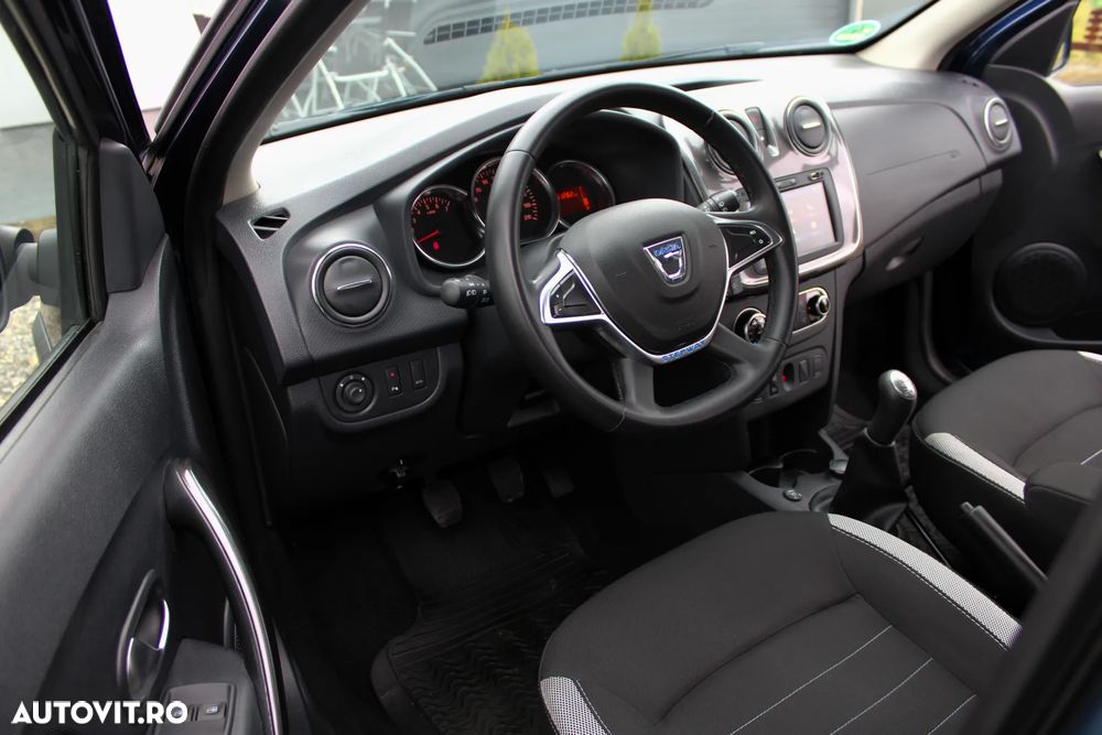 Dacia Sandero - 4