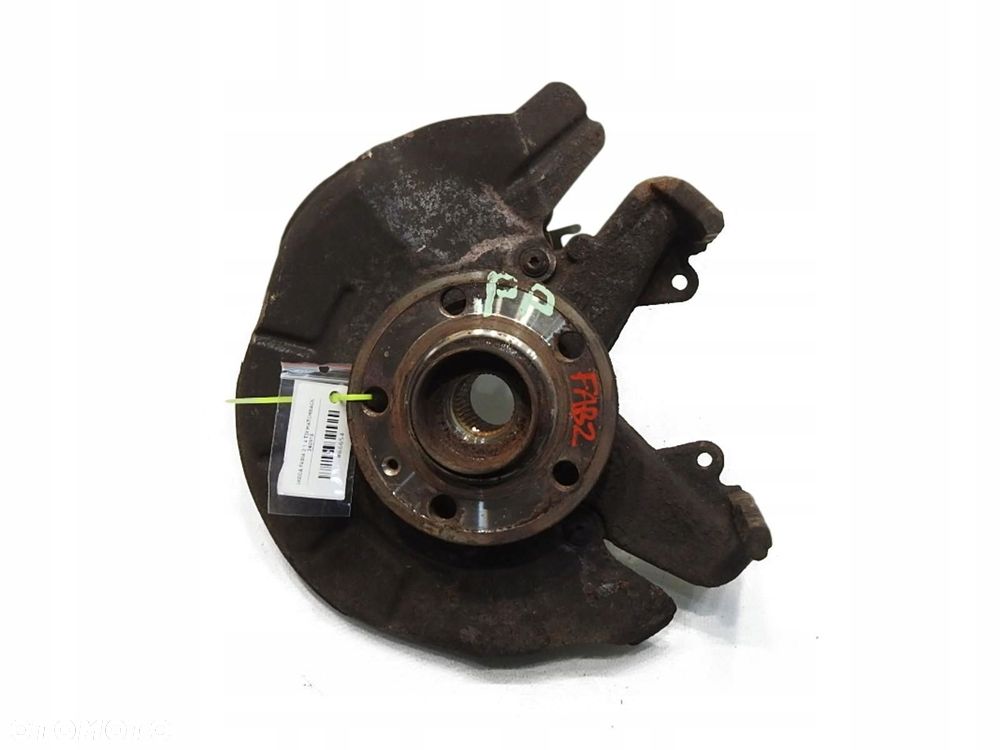 PIASTA ZWROTNICA PRAWY PRZÓD SKODA FABIA II 1.4 TDI - 1