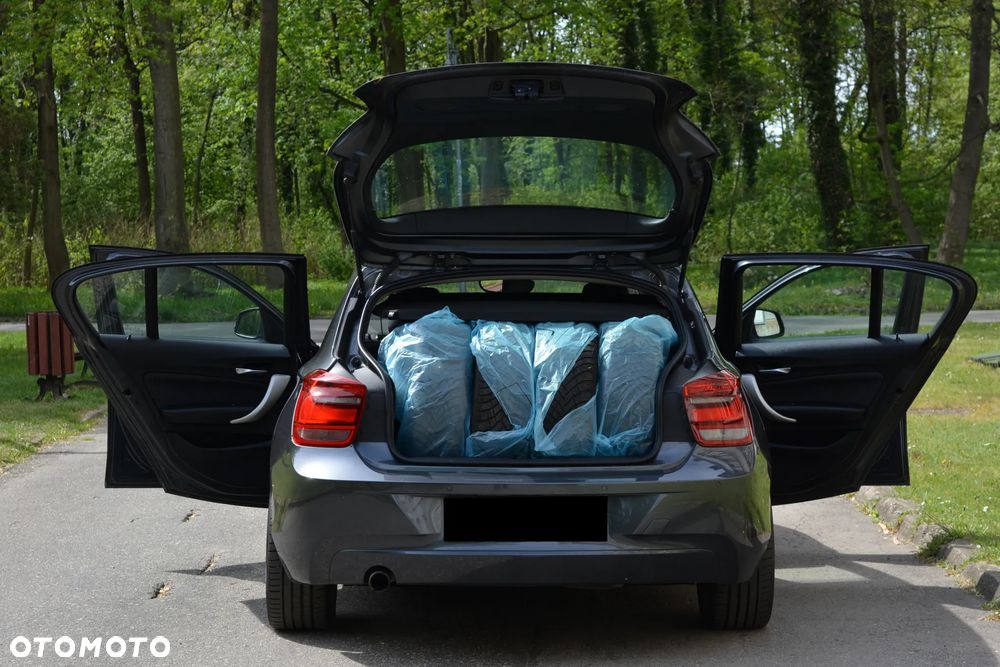 BMW Seria 1 - 30