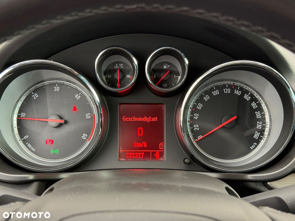 Opel Insignia 2.0 CDTI Sports Tourer Design Edition - 16