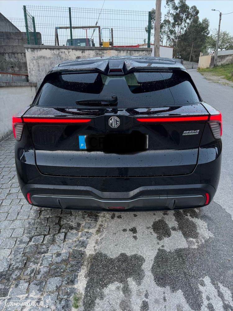 MG MG4 4 Luxury 64 kWh - 1