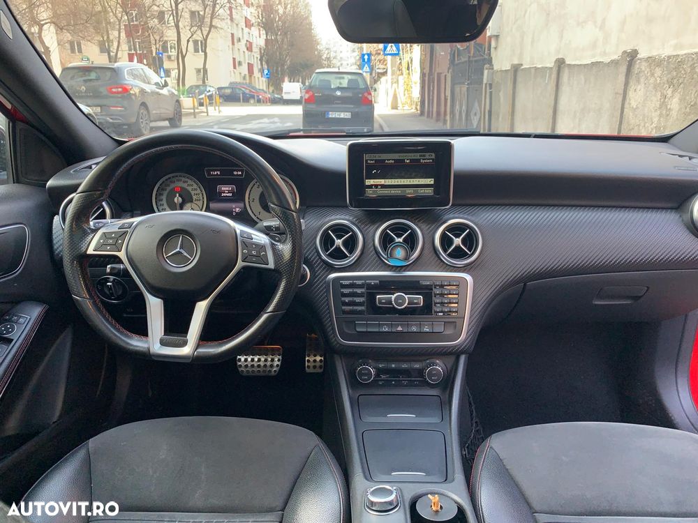 Mercedes-Benz A 200 CDI 4Matic 7G-DCT AMG Line - 13